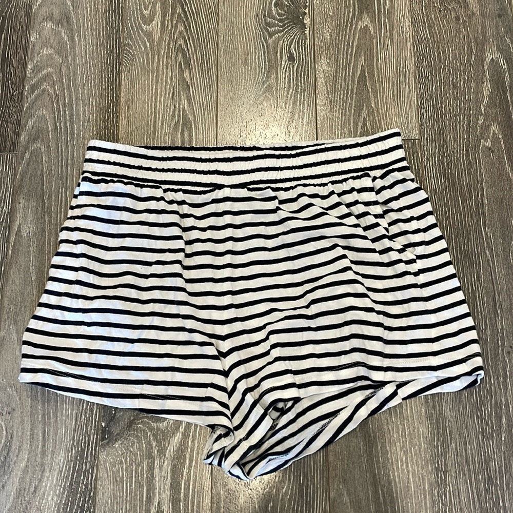 H&M striped shorts